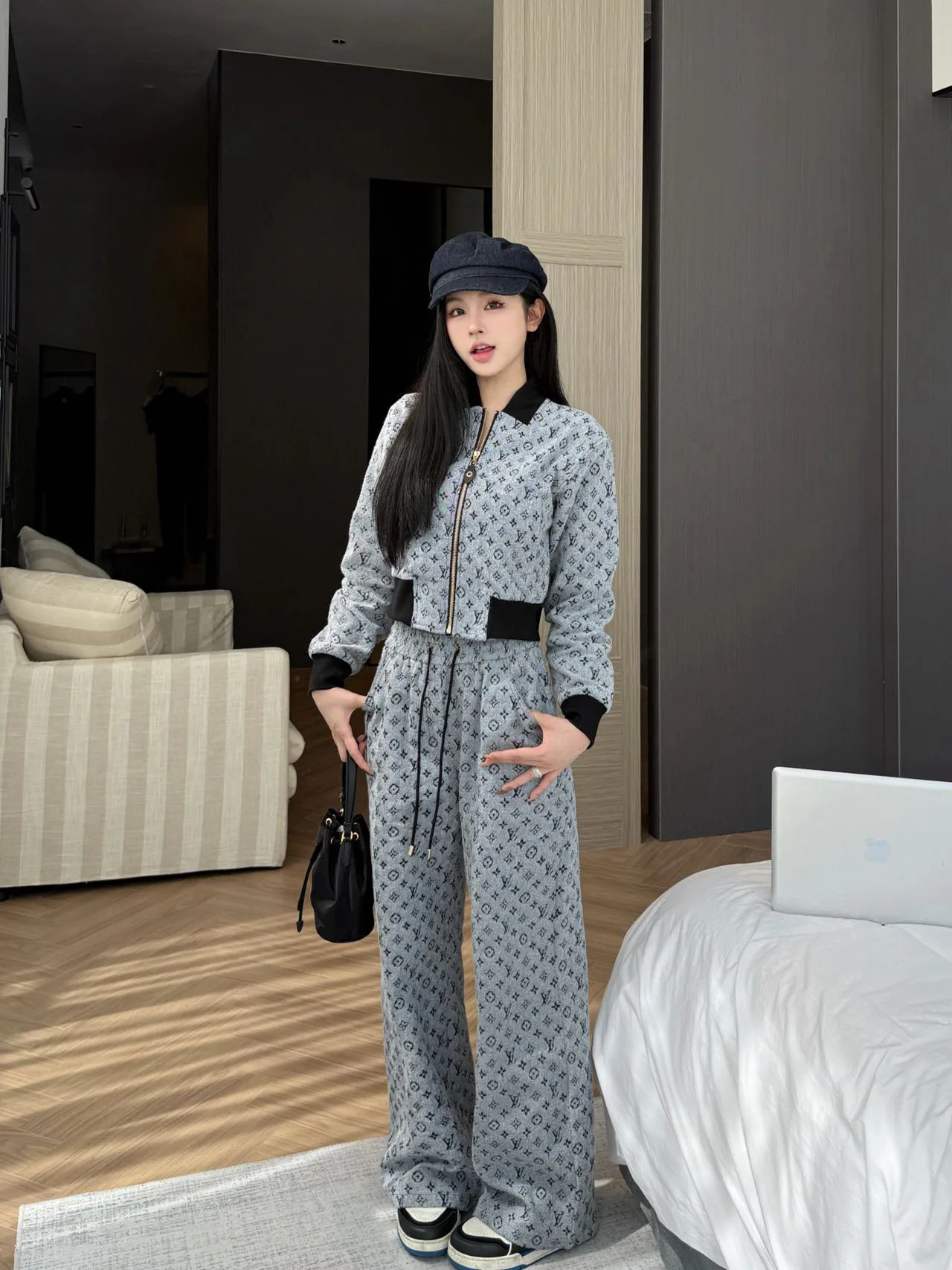 Брюки Женские Louis Vuitton 2245891