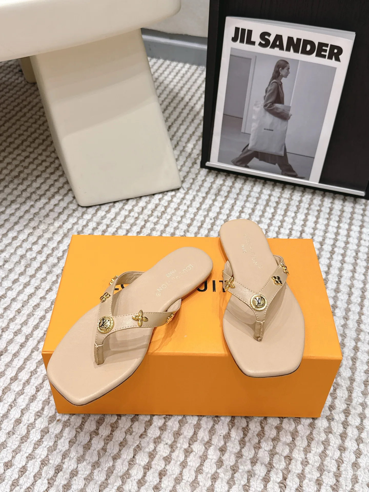 Шлепанцы Женские Louis Vuitton 14555371