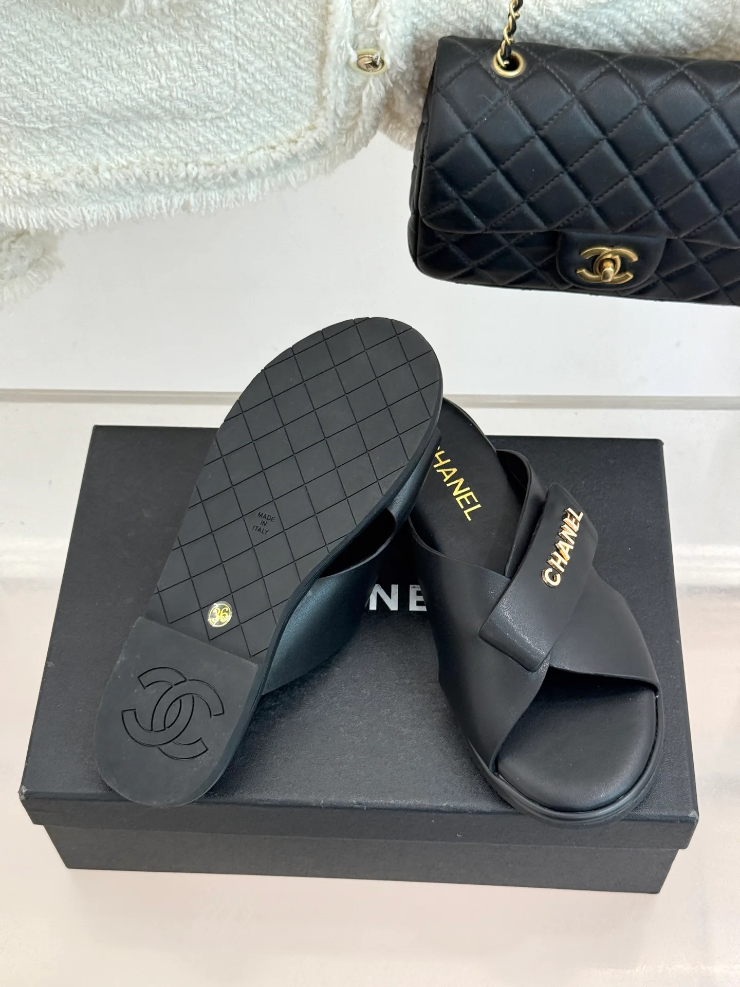 Шлепанцы Женские Chanel 12330965
