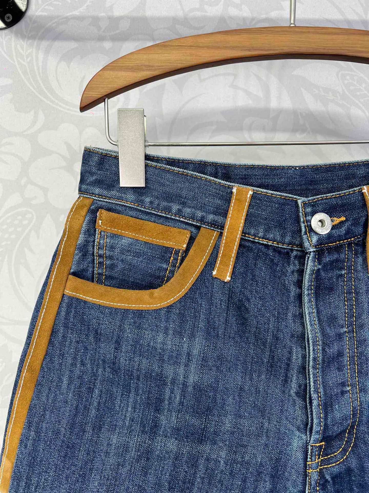 Шорты Женские Miu Miu 19536