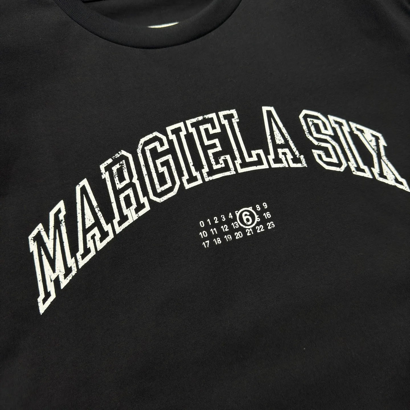 Футболки Женские Maison Margiela 9717