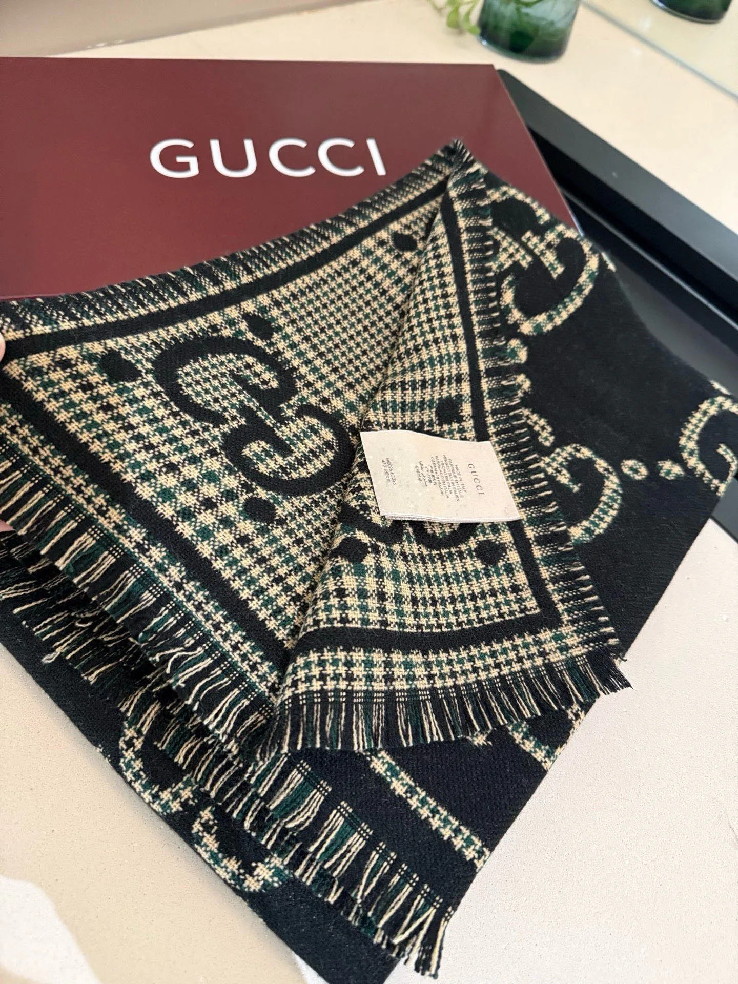 Шарфы Gucci 832119