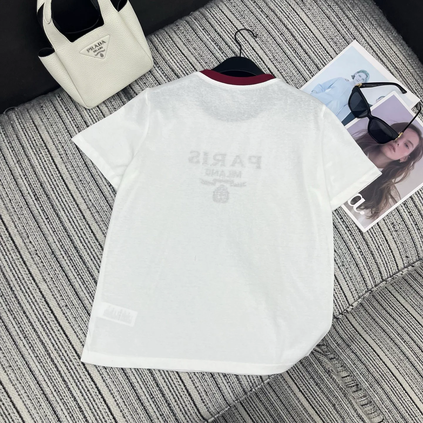 Футболки Женские Prada 13346887