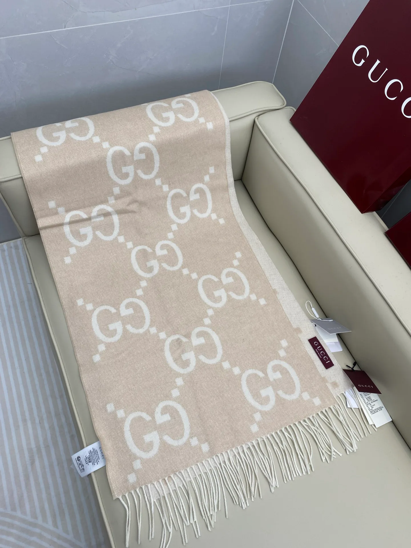 Шарфы Gucci 401783