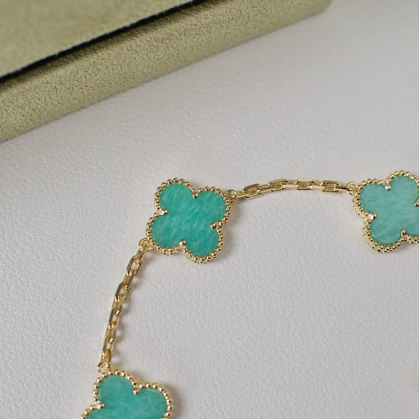 Бижутерия Van Cleef & Arpels 18389772