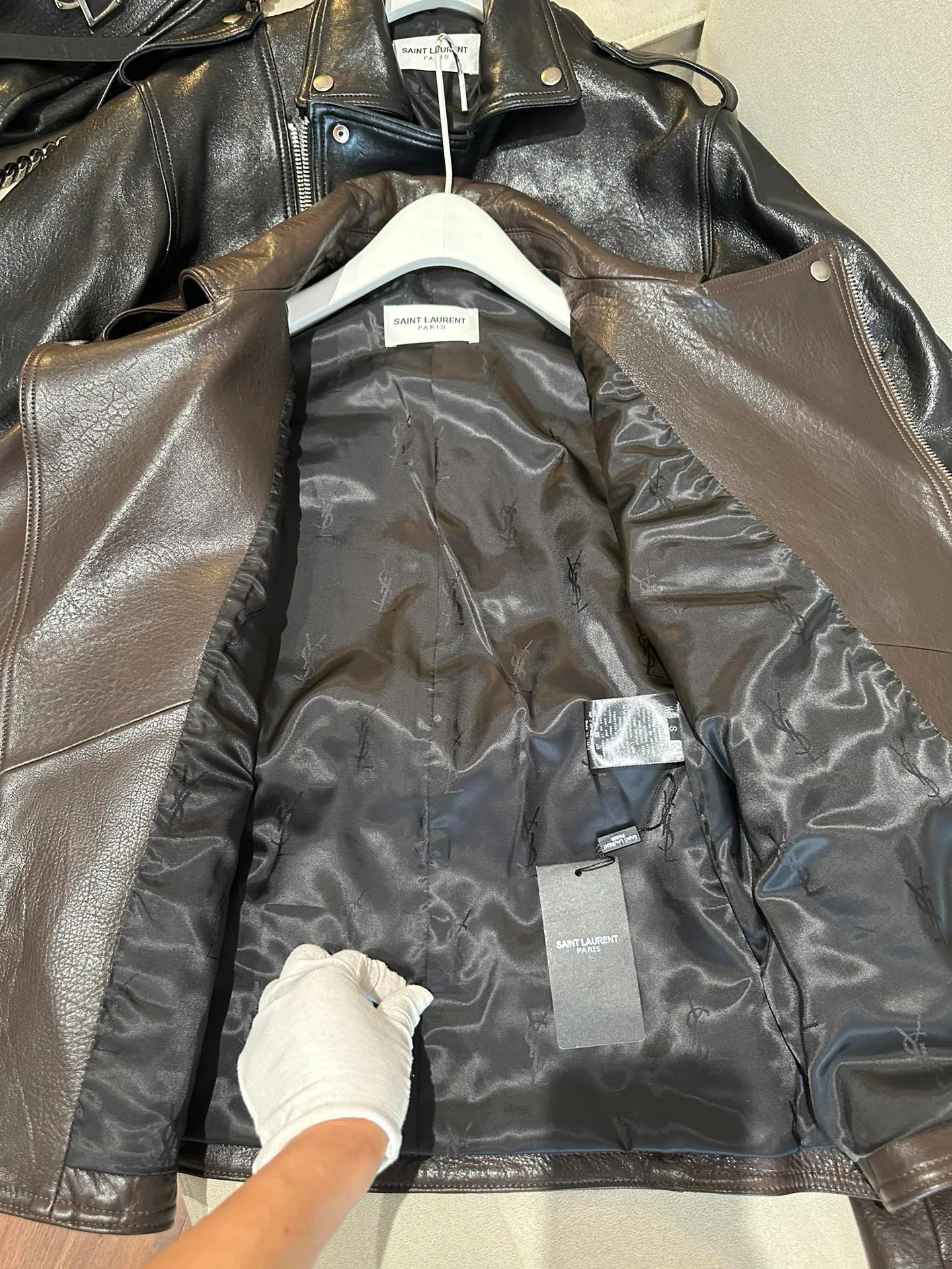 Кожаные Куртки И Дублёнки Женские Saint Laurent 11679688