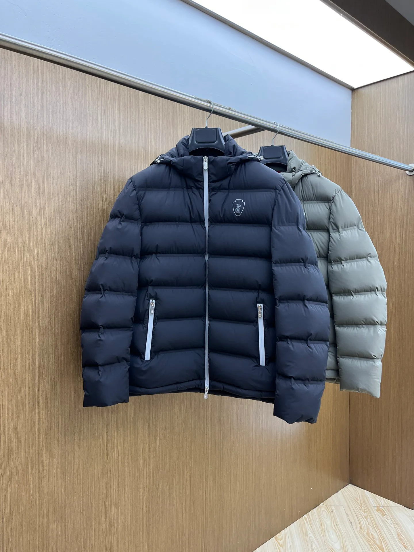 Куртки И Пуховики Мужские Brunello Cucinelli 18194601