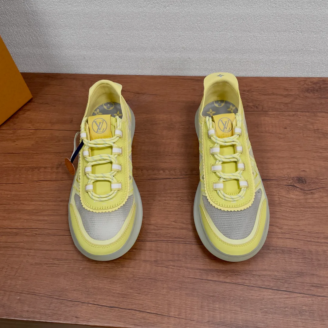 Кроссовки Женские Louis Vuitton 17542555