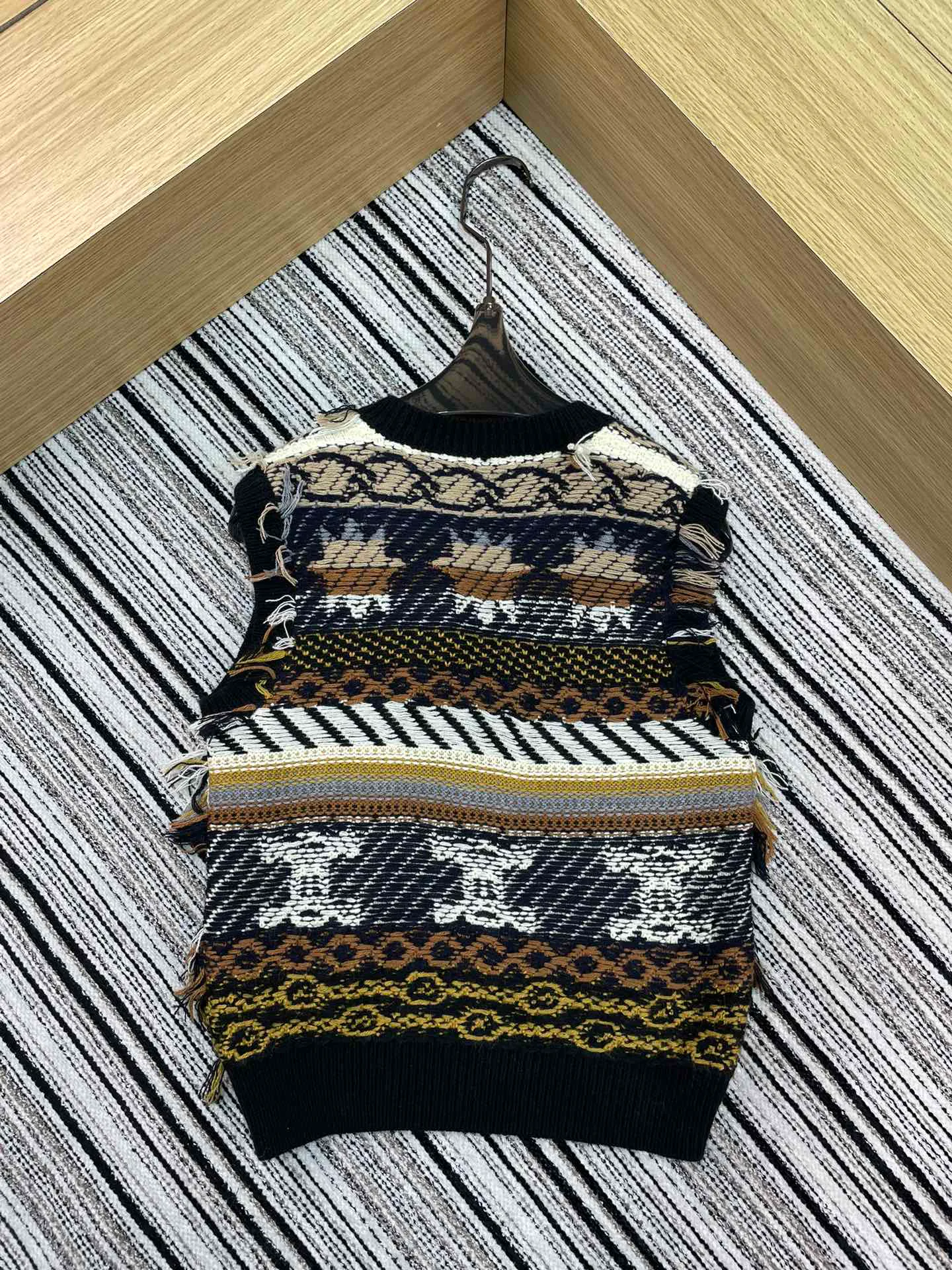 Жилеты Женские Celine 2627087