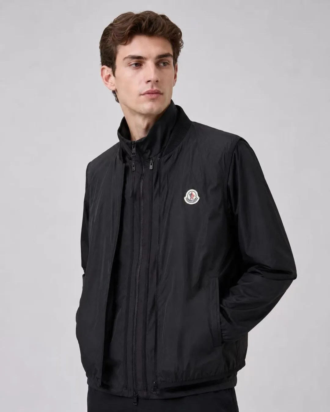 Куртки И Пуховики Мужские Moncler 17468332