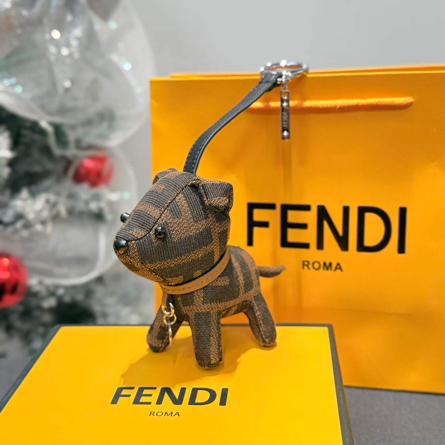 Ключницы Fendi 6348685