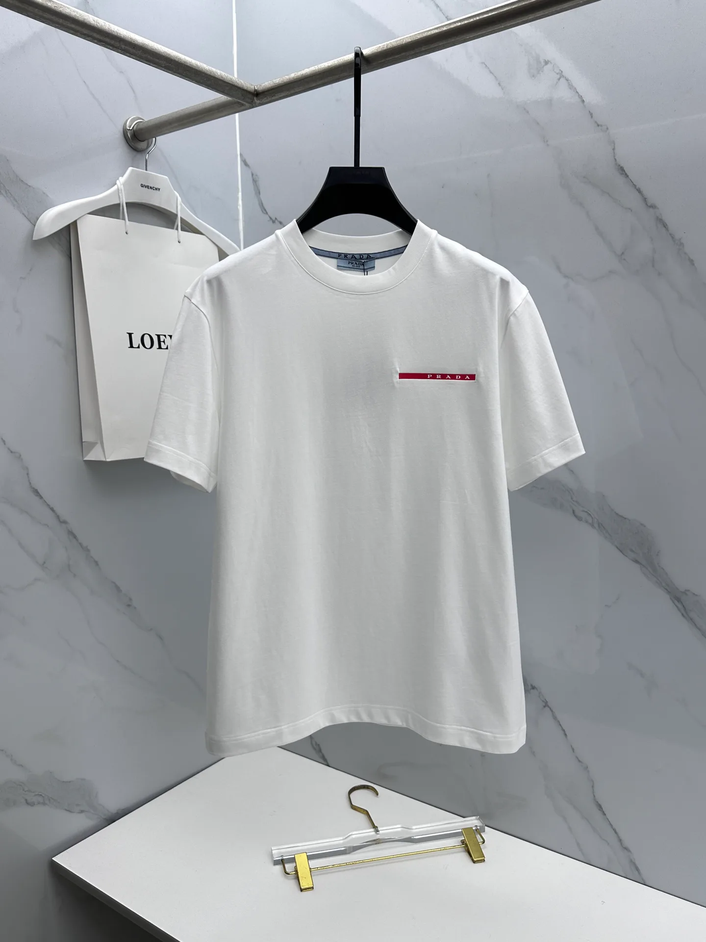 Футболки Женские Prada 1635384