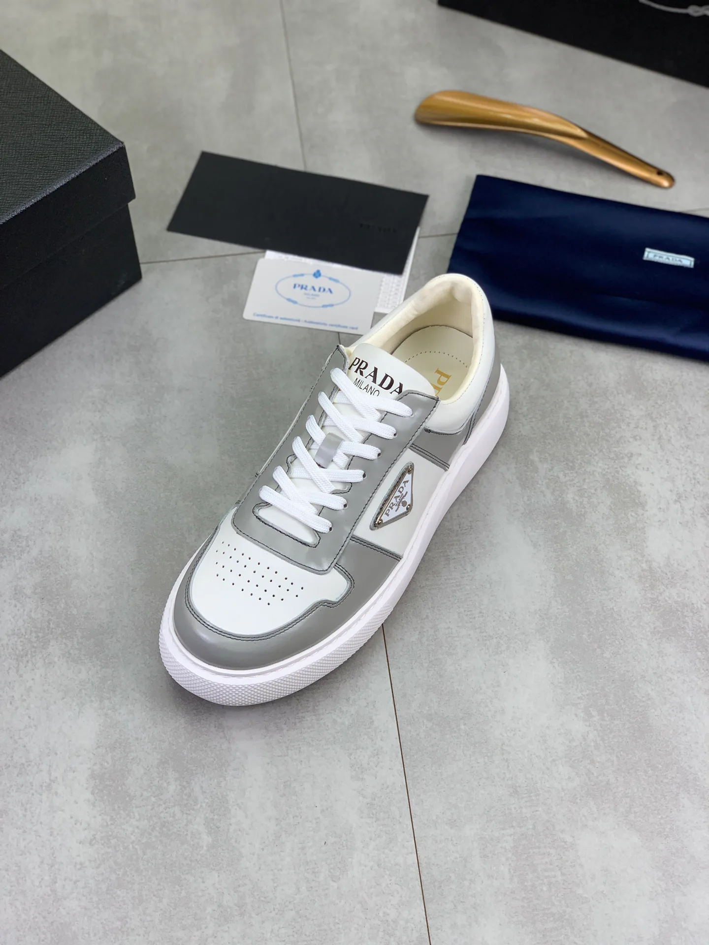 Кроссовки Мужские Prada 13428275