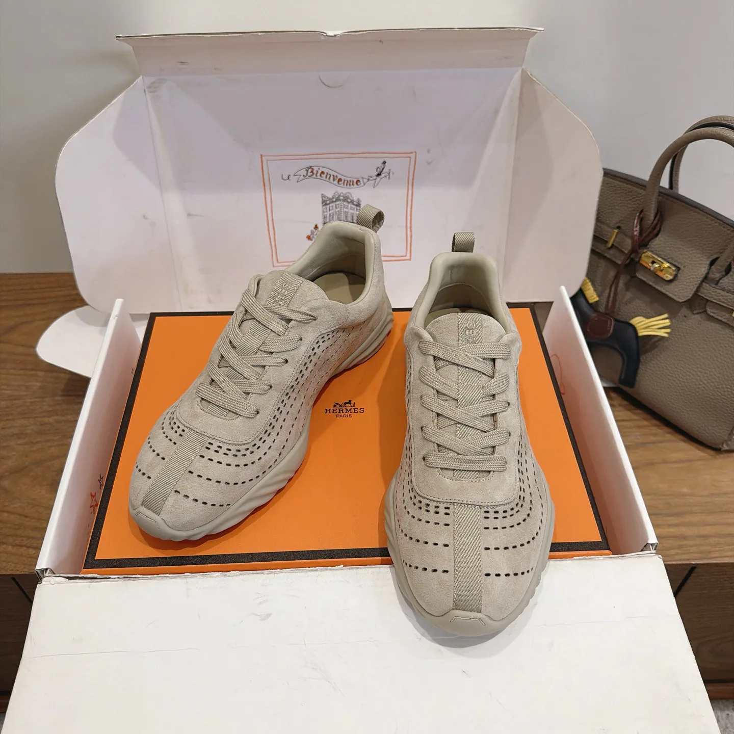Кроссовки Женские Hermes 18729786