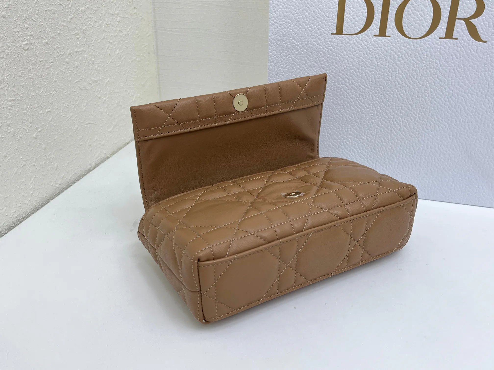Классические Сумки Женские Christian Dior 17463899