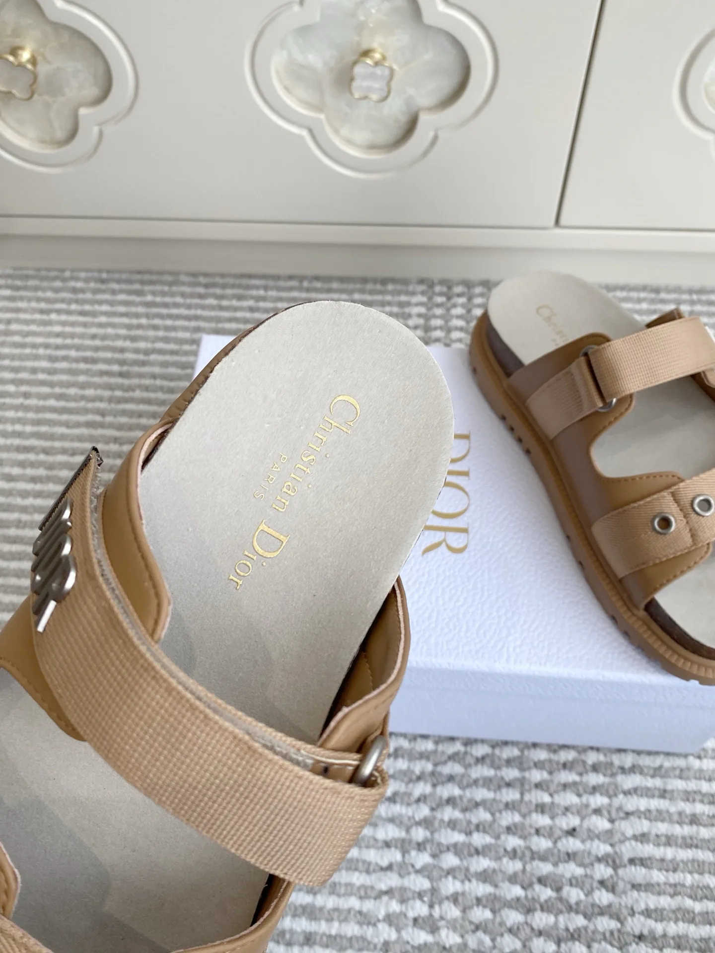 Сандалии Женские Christian Dior 12958193