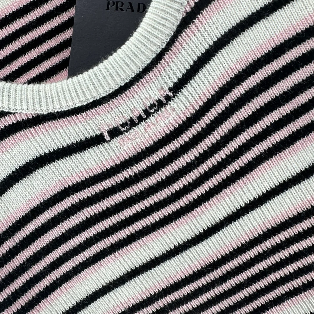 Топы Женские Prada 11342817
