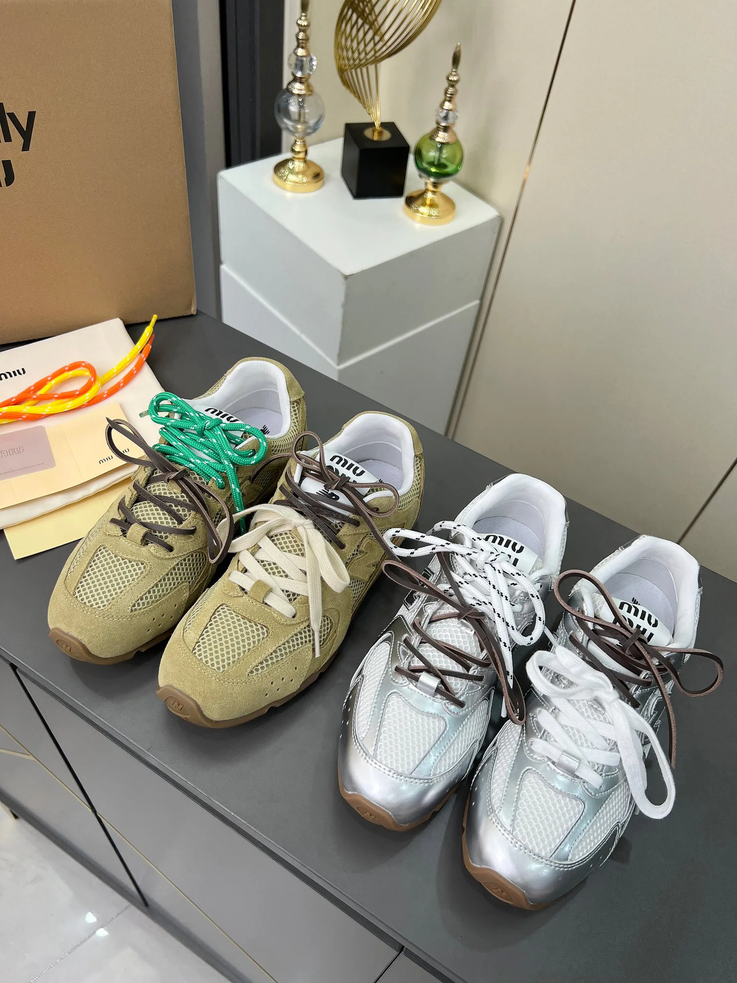 Кроссовки Женские Miu Miu 17949069