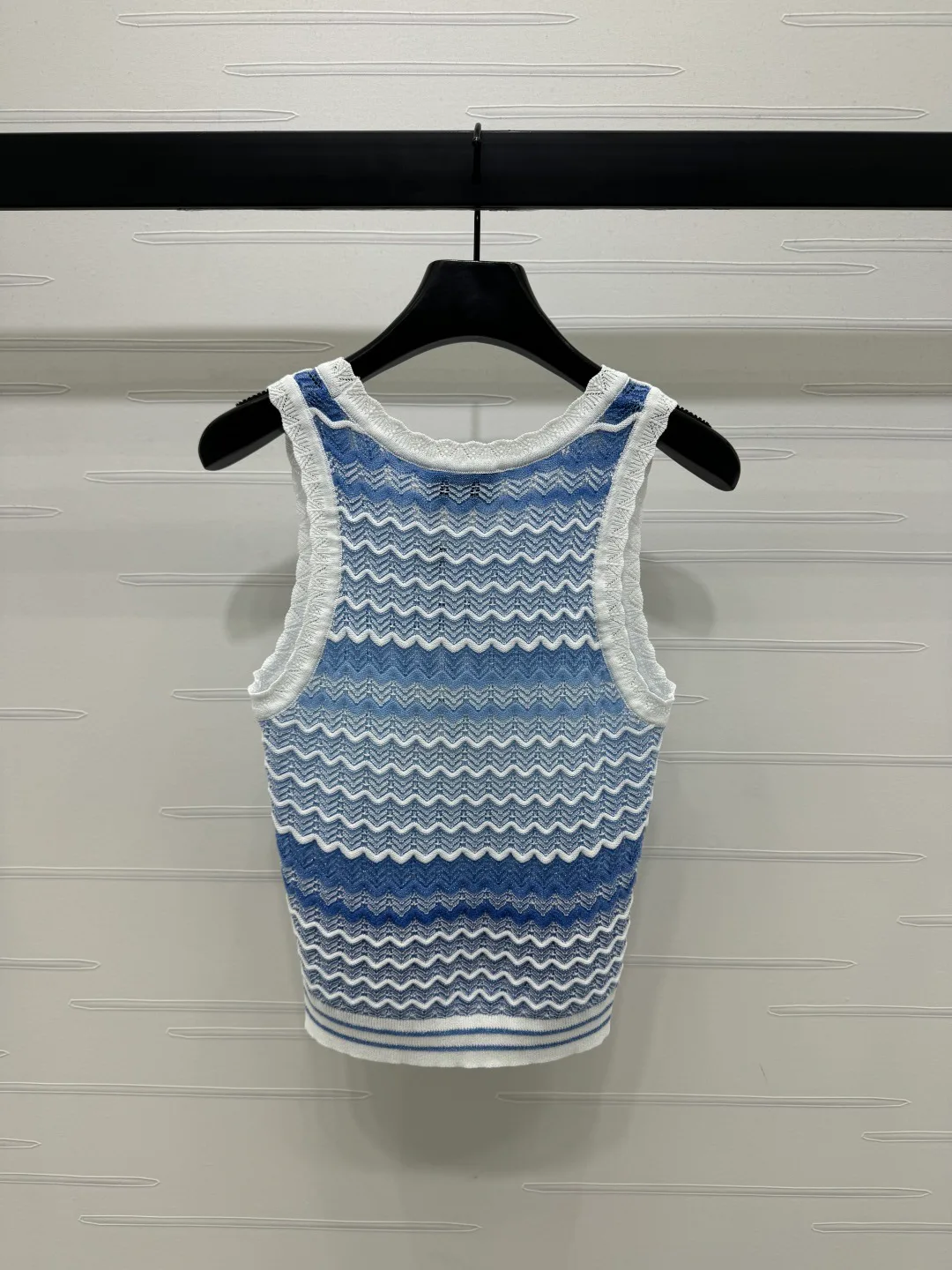 Жилеты Женские Chanel 10782434