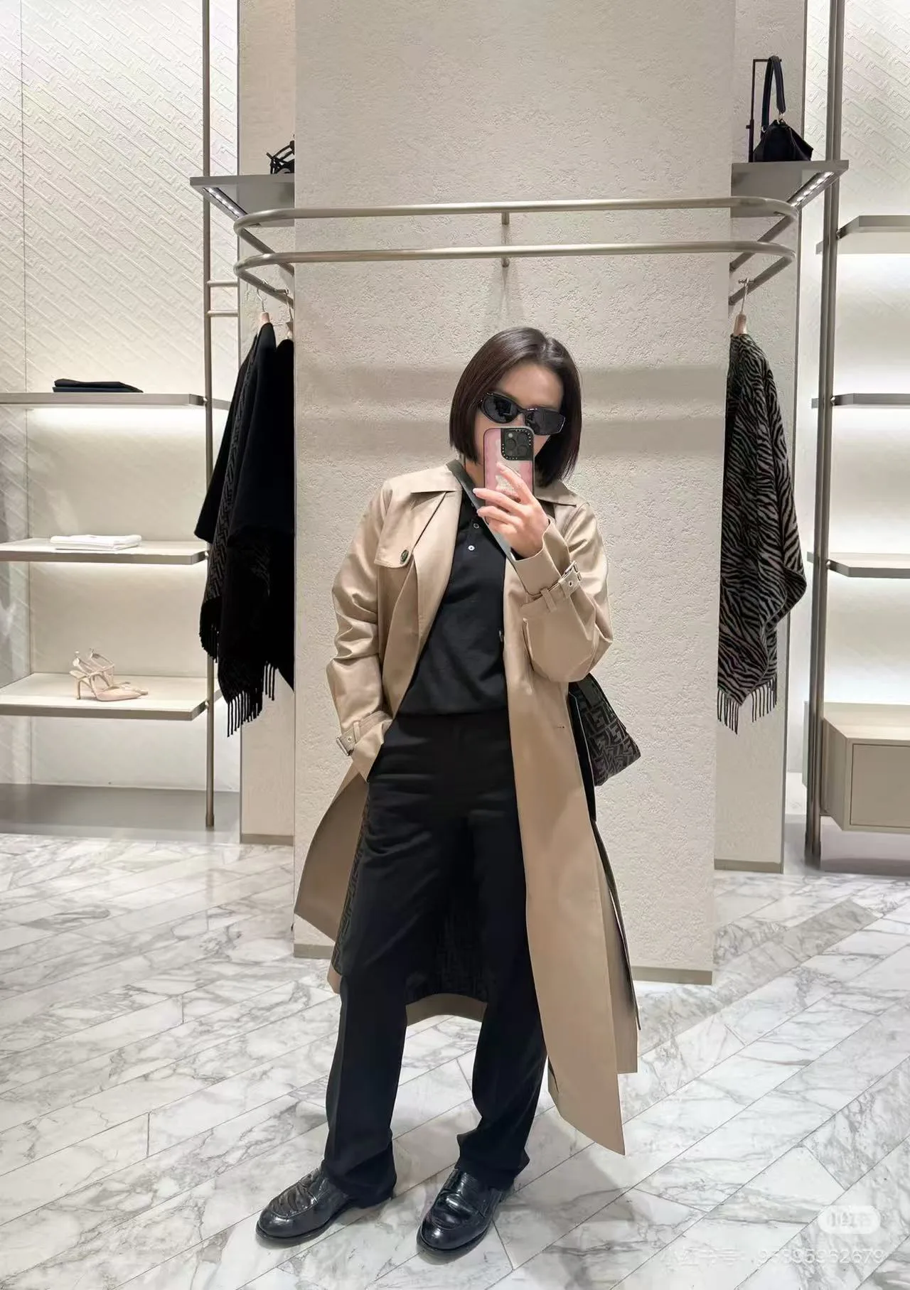 Тренчи Женские Fendi 19001034