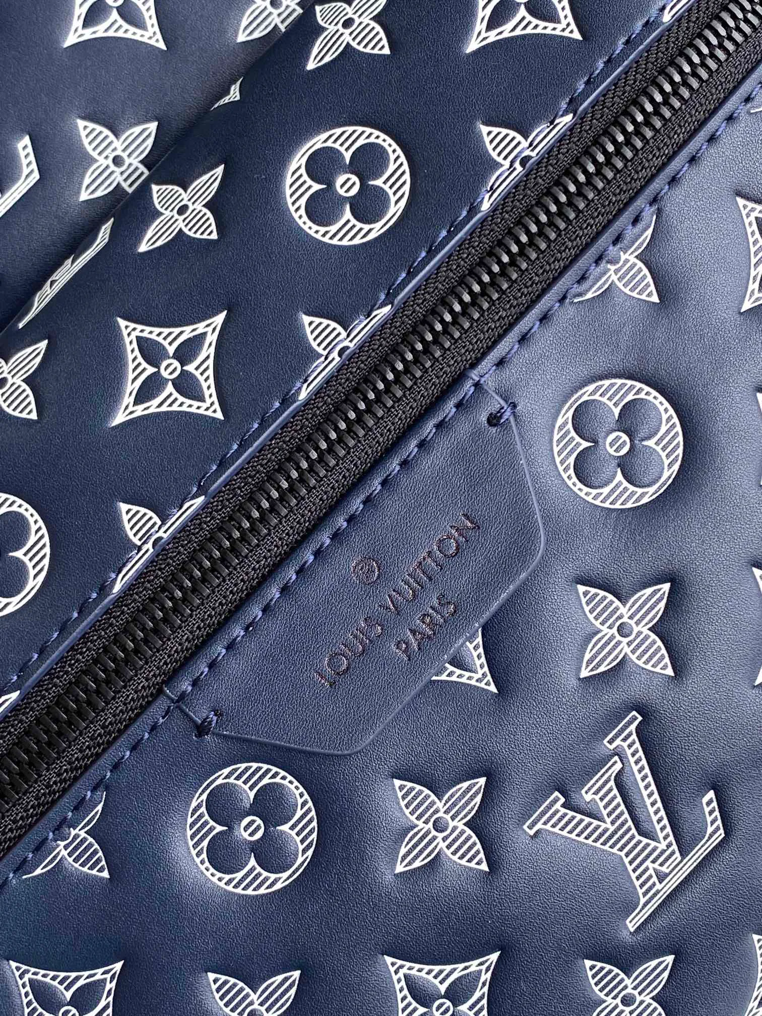 Рюкзаки Женские Louis Vuitton 13435261
