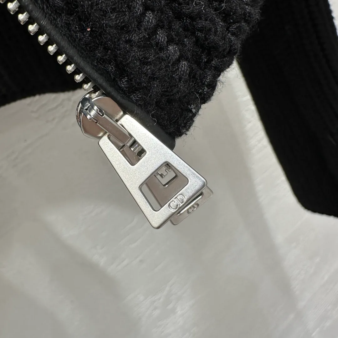 Куртки И Пуховики Женские Christian Dior 409121