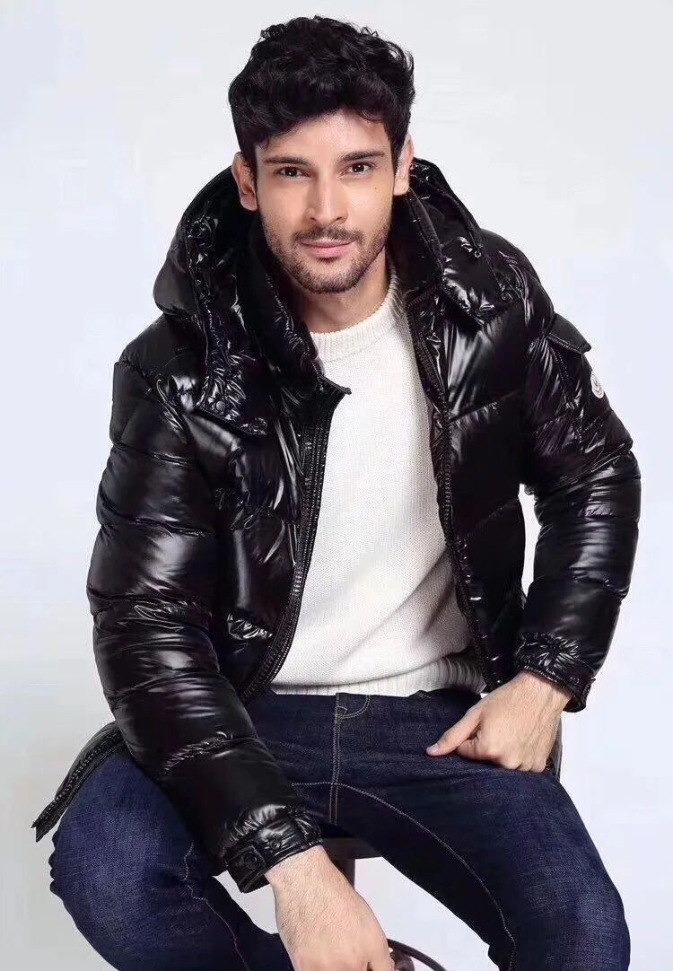 Куртки И Пуховики Мужские Moncler 955086