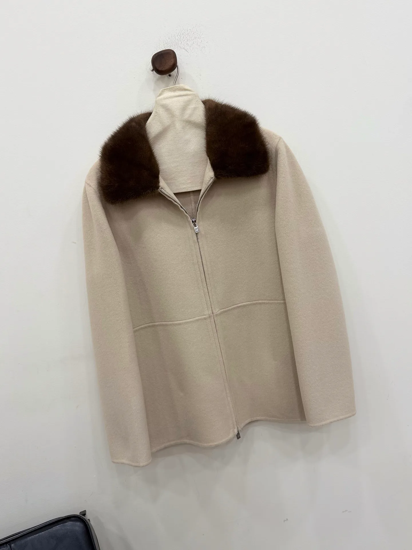 Пальто Женские Loro Piana 19351644