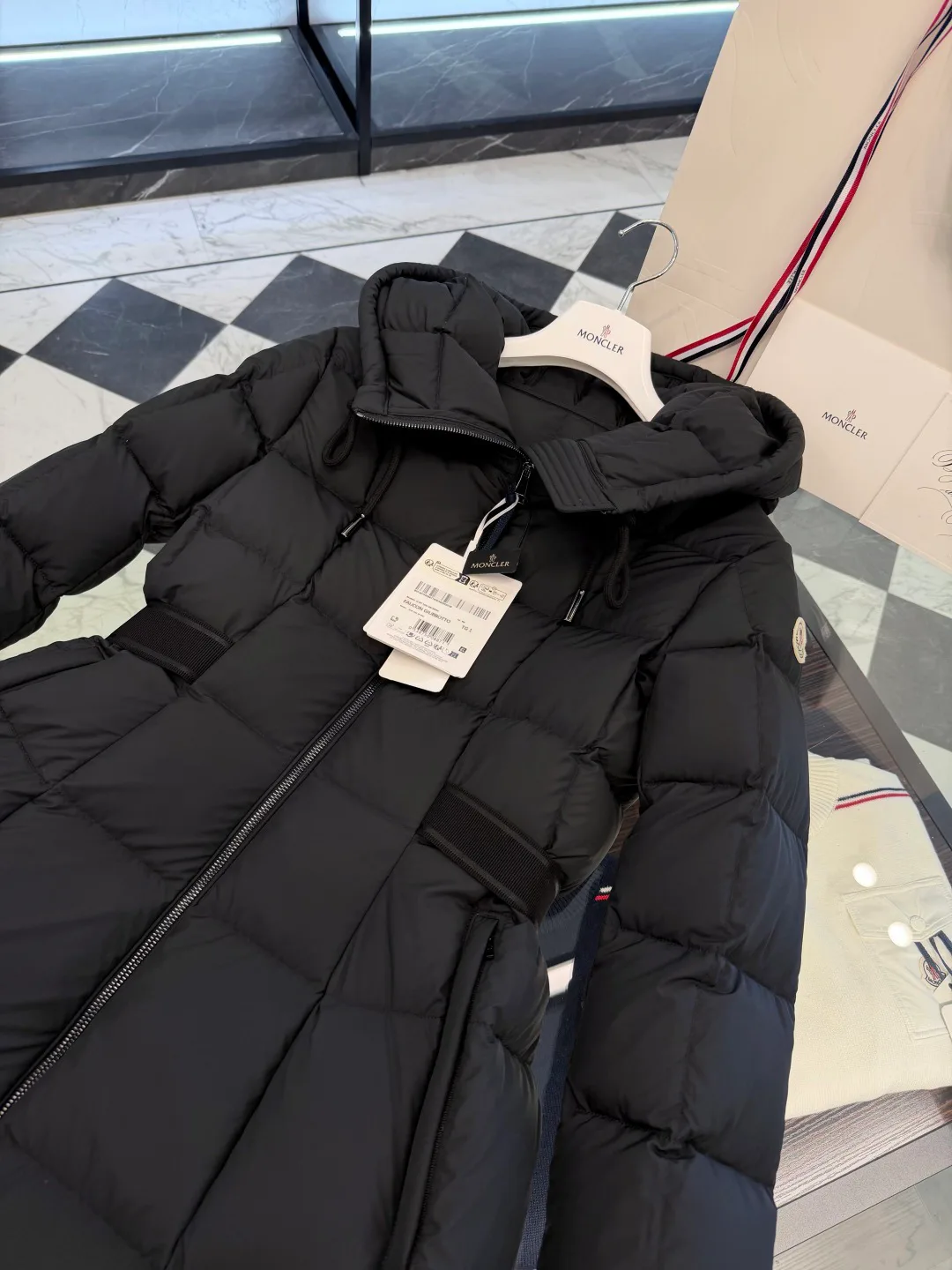 Куртки И Пуховики Женские Moncler 19080355