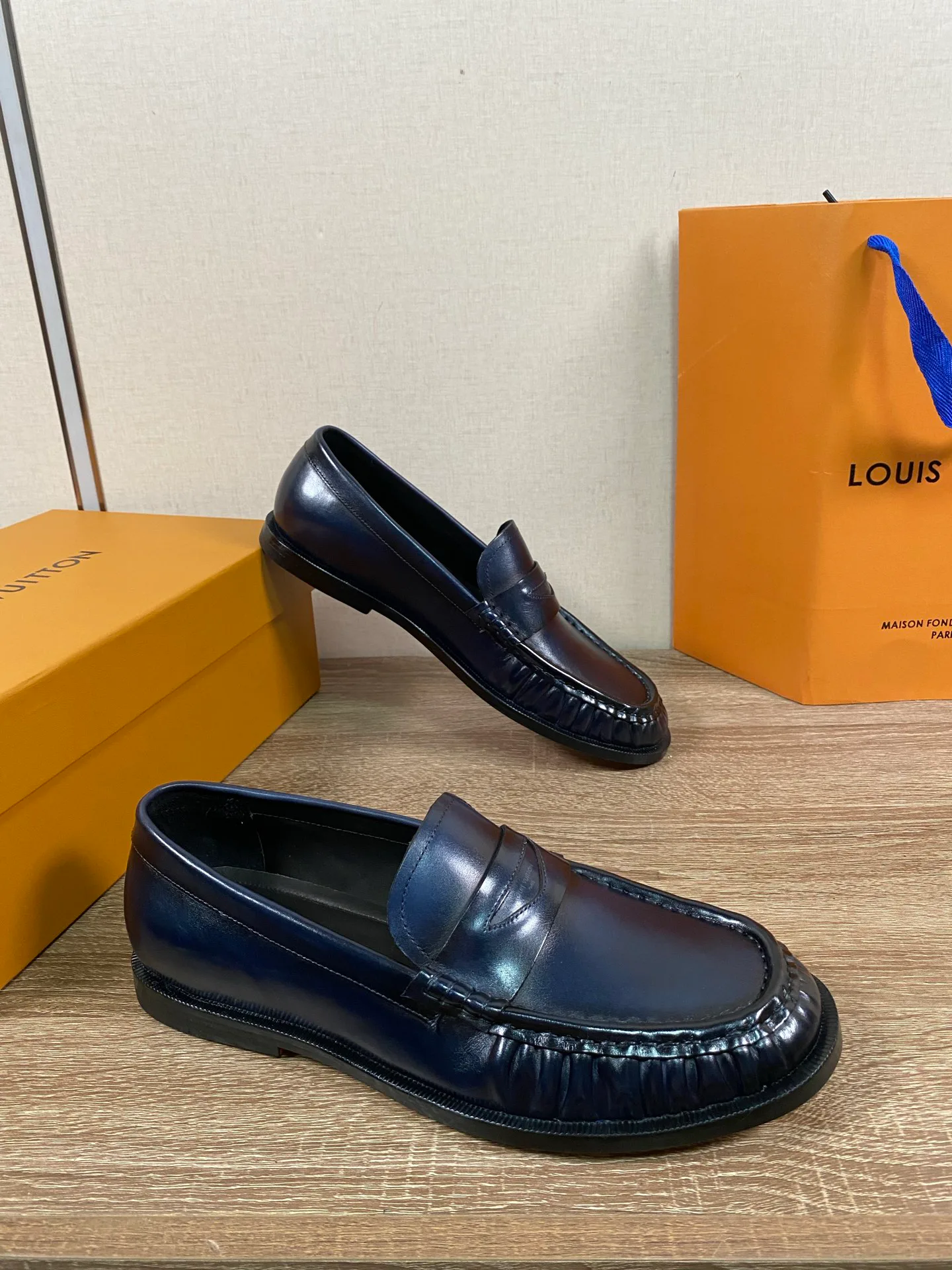 Лоферы И Туфли Мужские Louis Vuitton 19298673