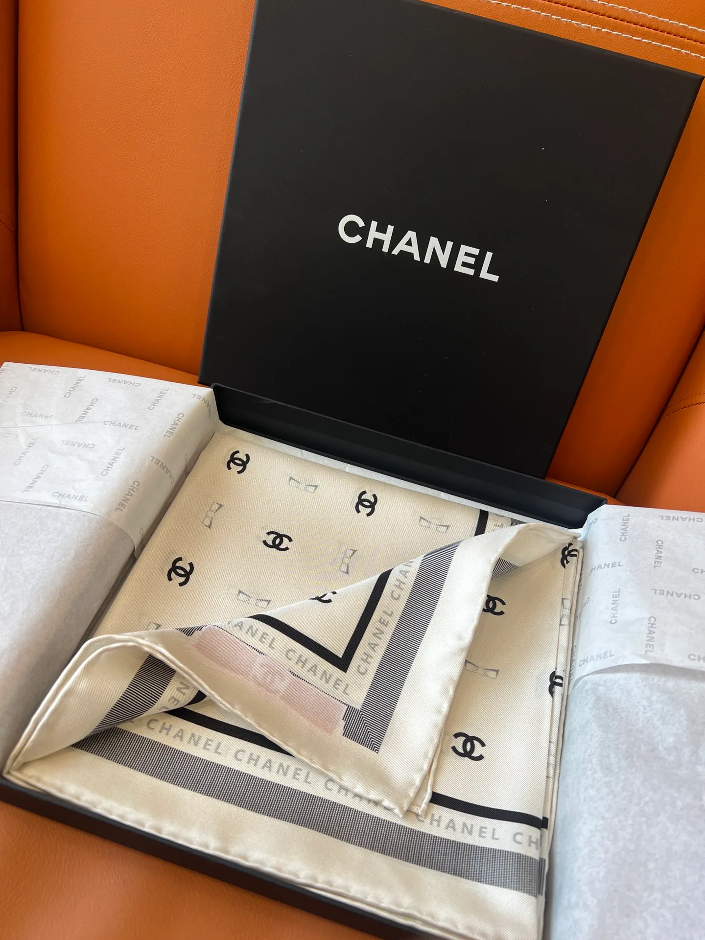 Платки Chanel 16948646