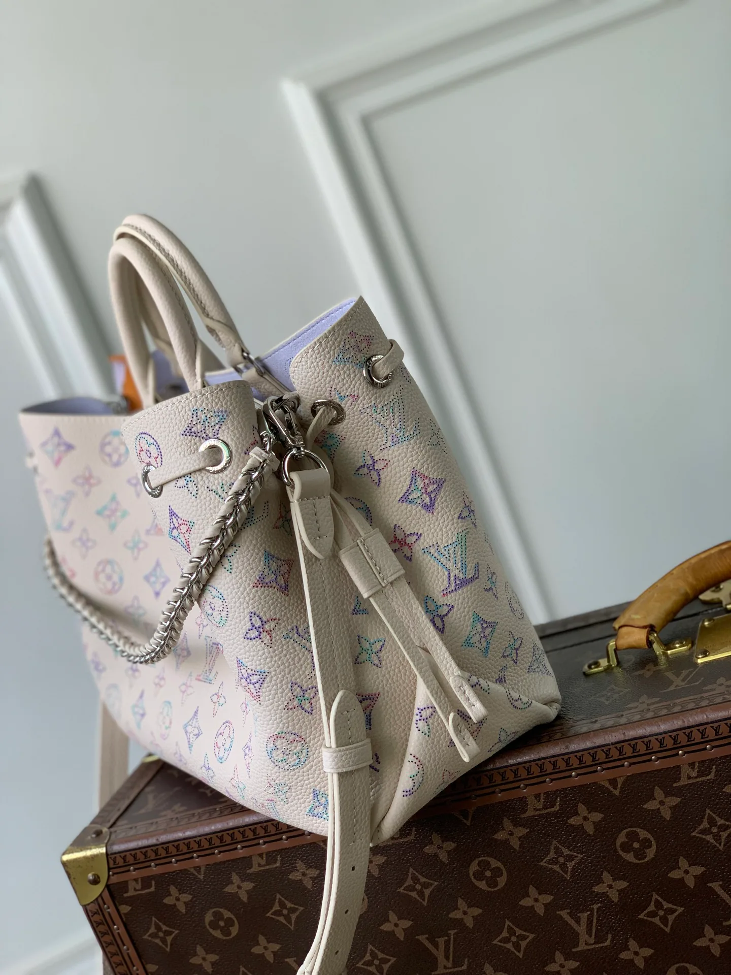 Классические Сумки Женские Louis Vuitton 18147476