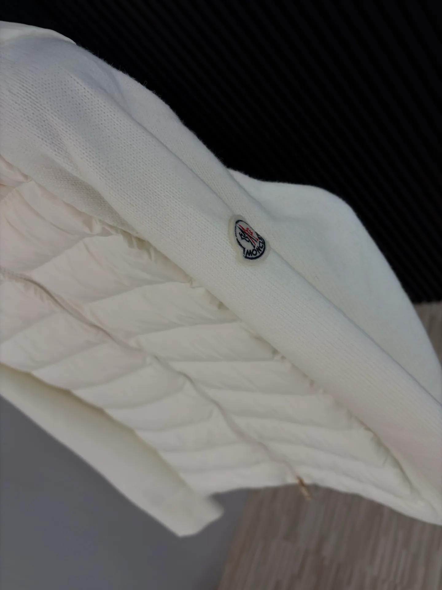 Куртки И Пуховики Женские Moncler 18600017