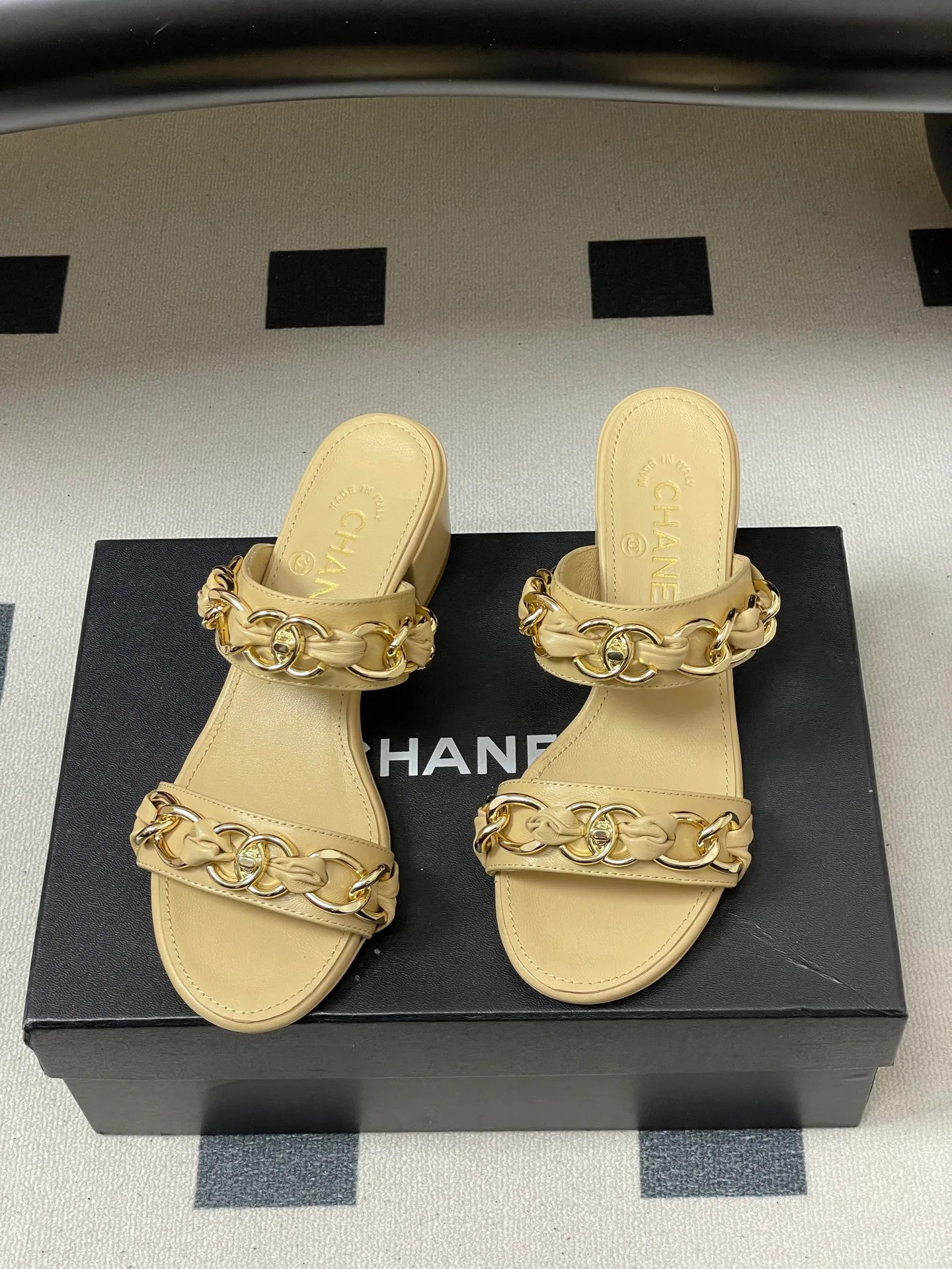 Босоножки Женские Chanel 12810841