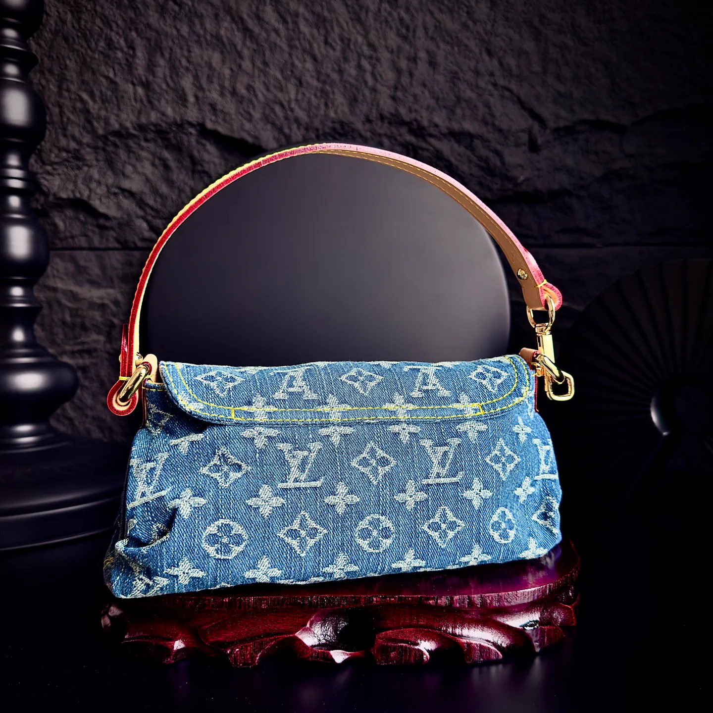 Клатчи Женские Louis Vuitton 13208799