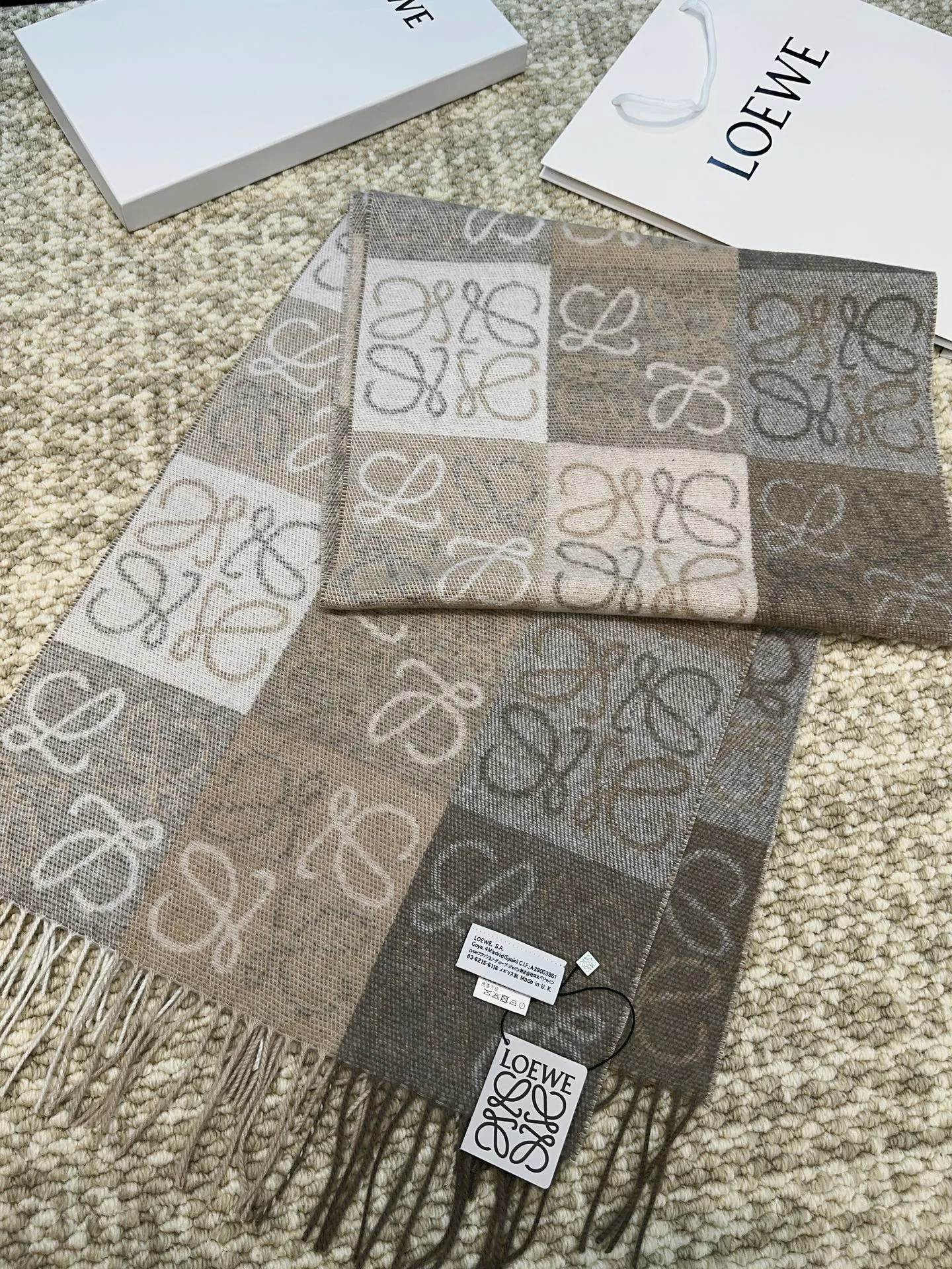 Шарфы Loewe 702871