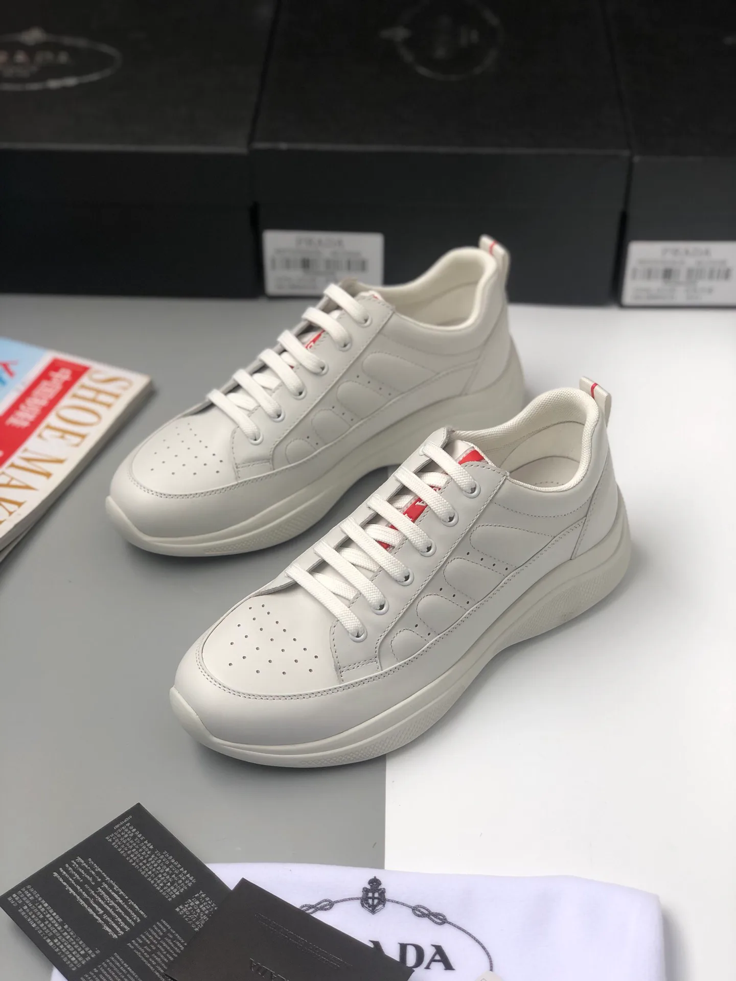 Кроссовки Мужские Prada 11211944