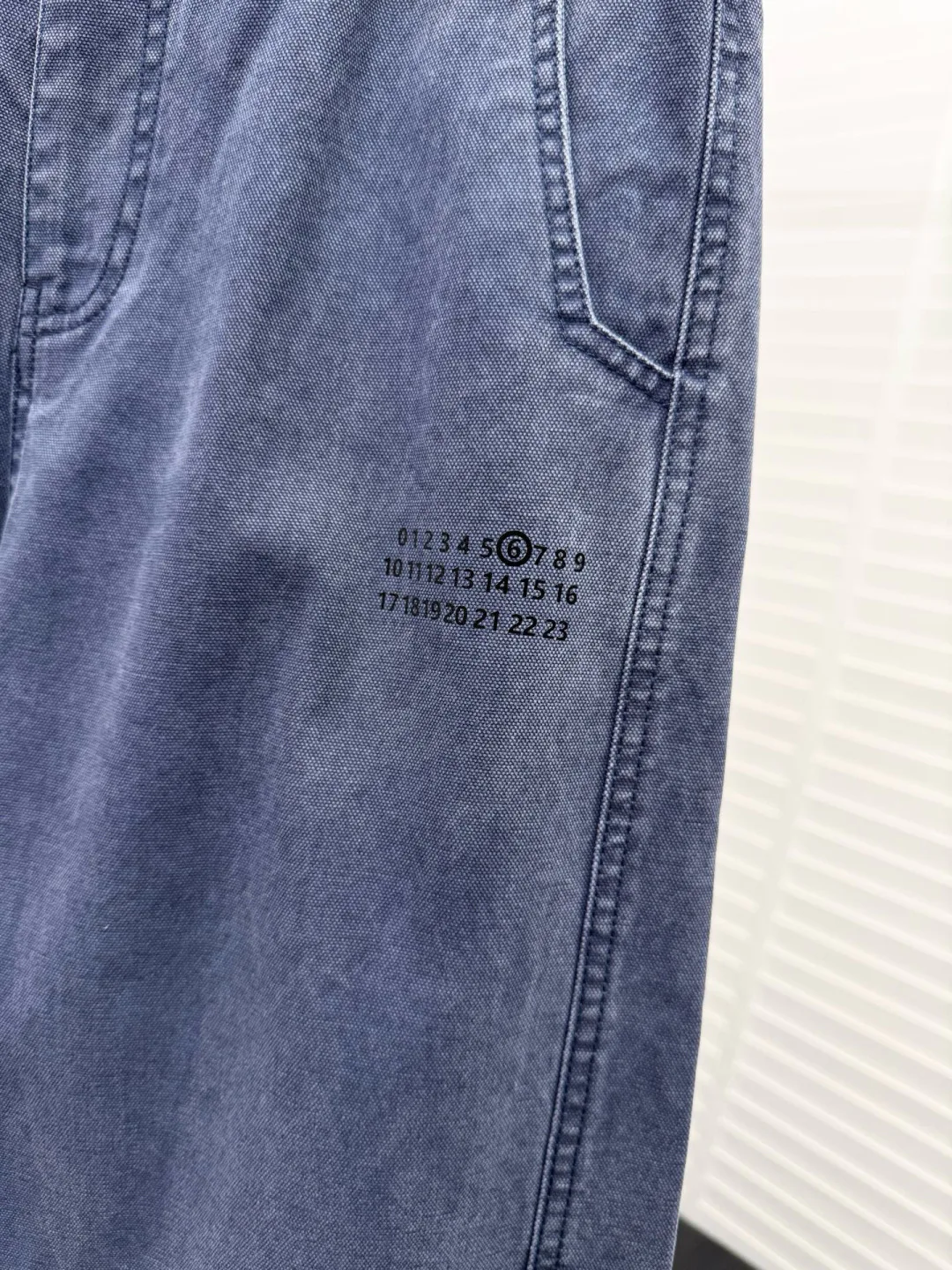 Брюки Мужские Maison Margiela 17942112