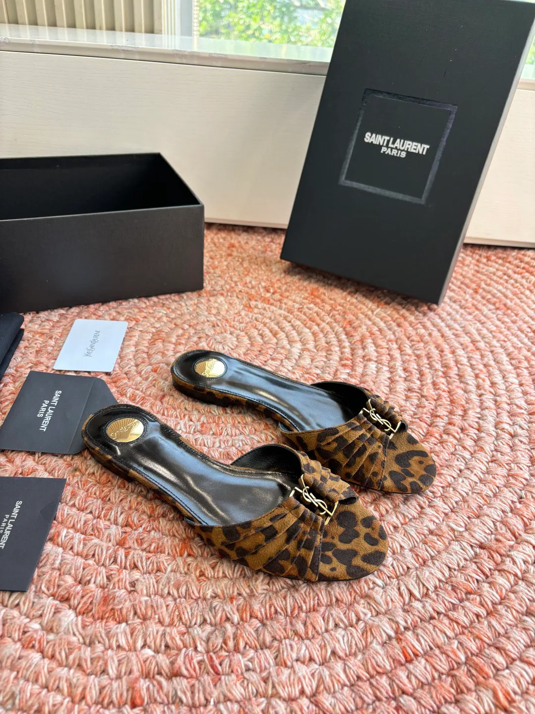 Шлепанцы Женские Saint Laurent 11599261