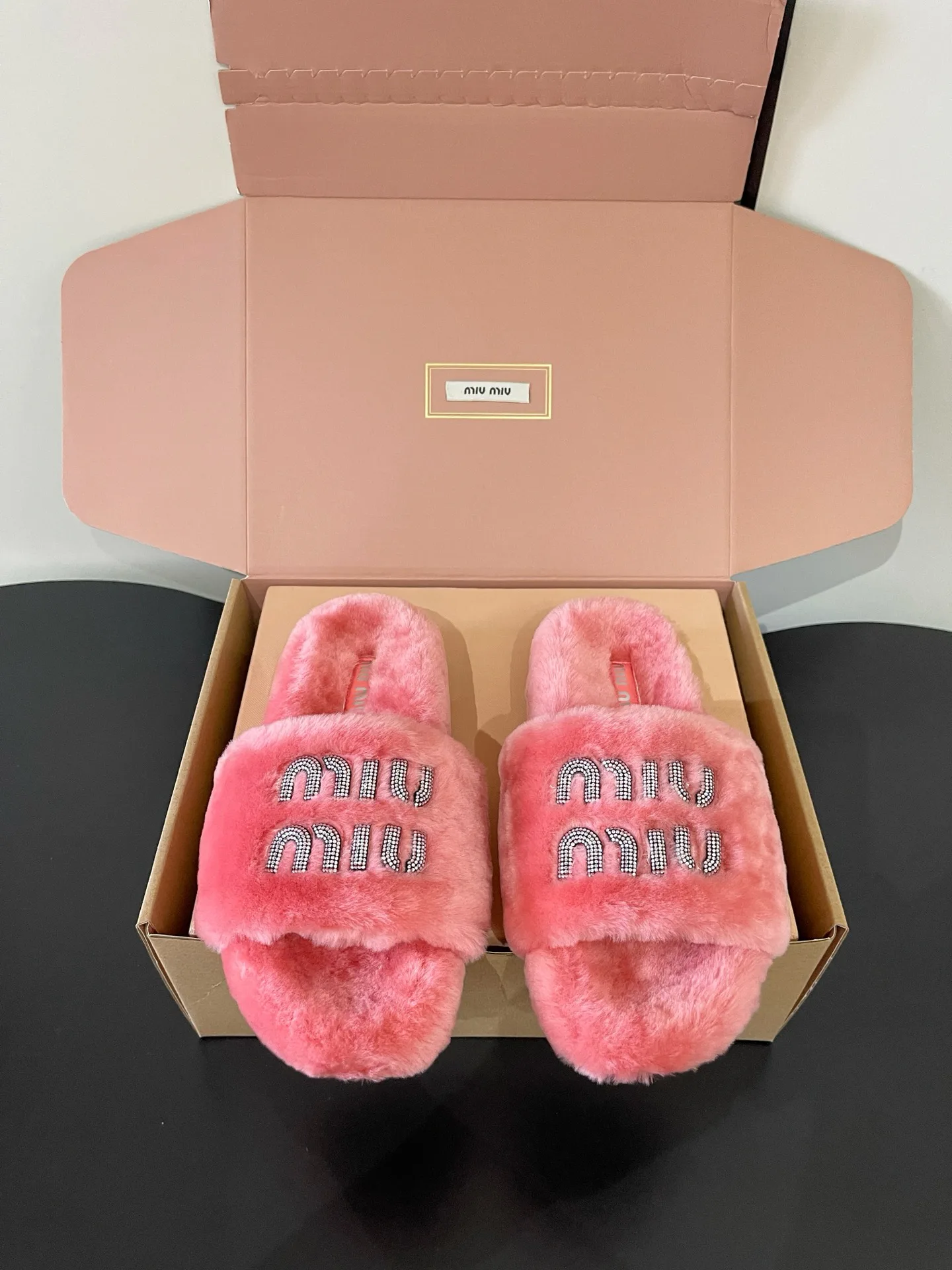 Тапочки Женские Miu Miu 18989488