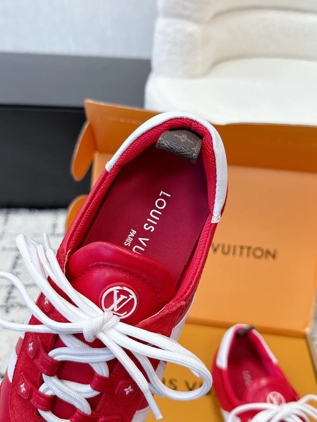 Кроссовки Женские Louis Vuitton 1752770