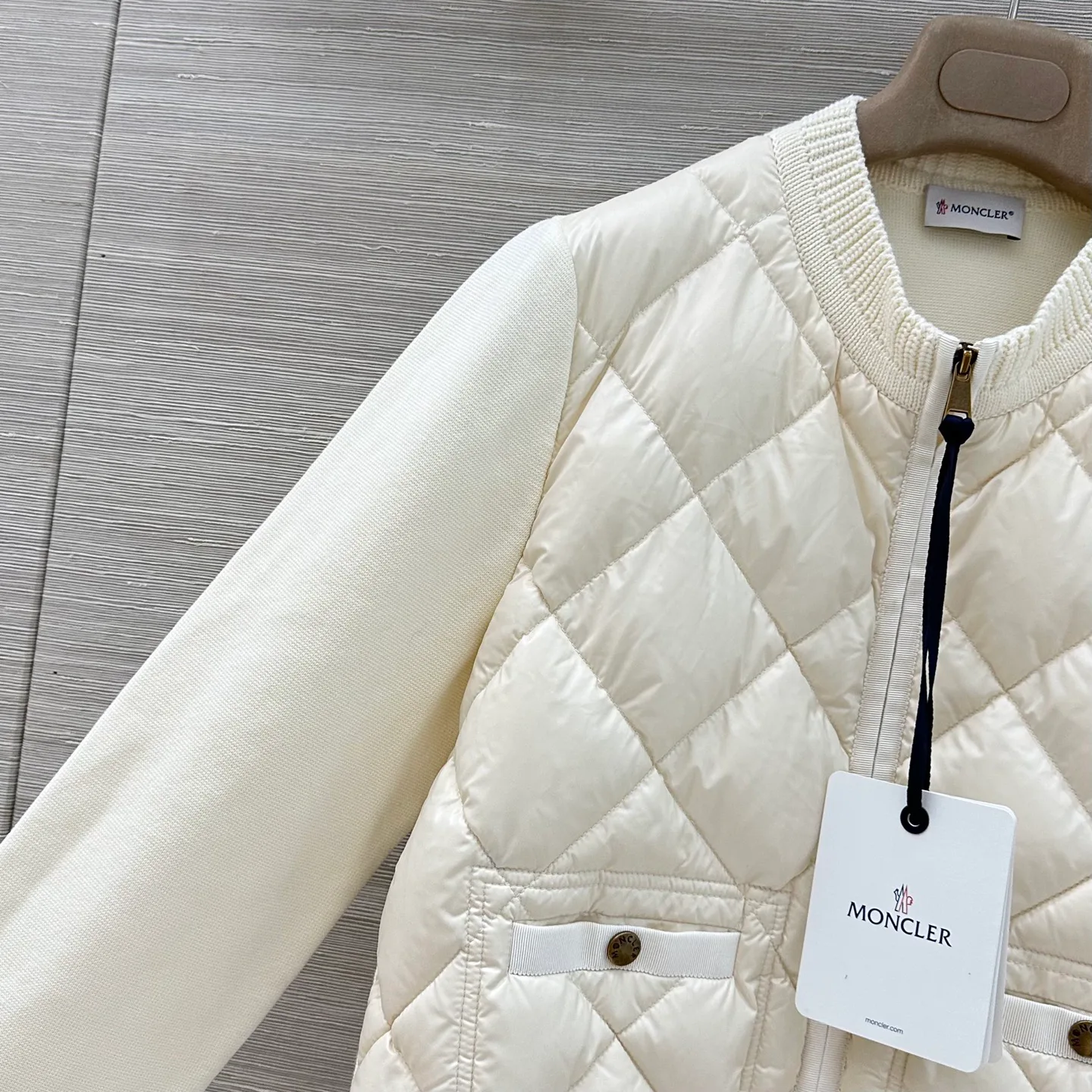 Куртки И Пуховики Женские Moncler 19131422