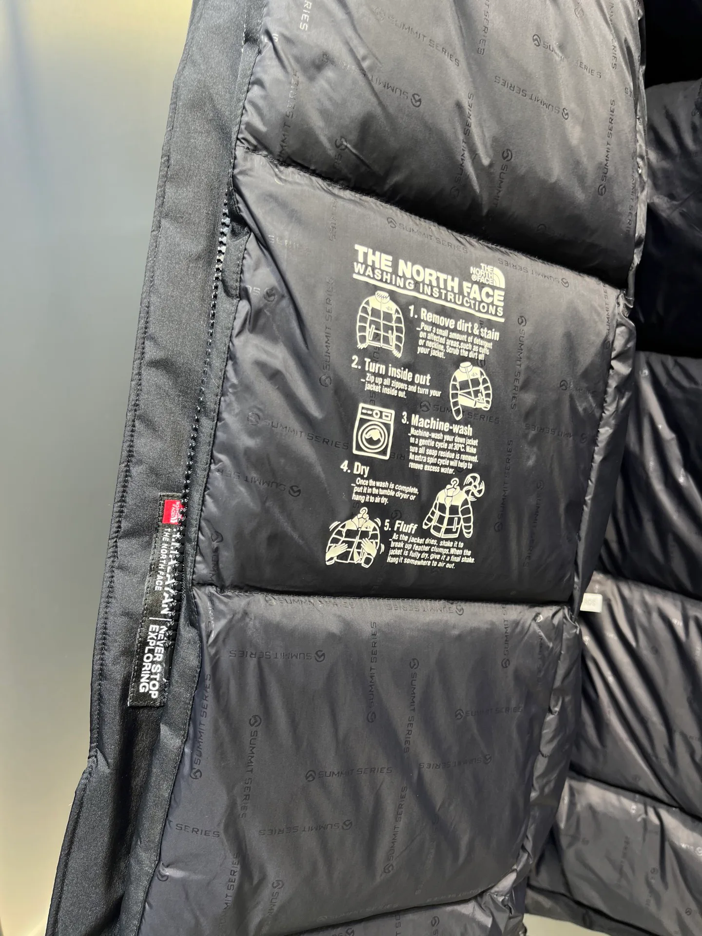 Куртки И Пуховики Женские The North Face 18130437