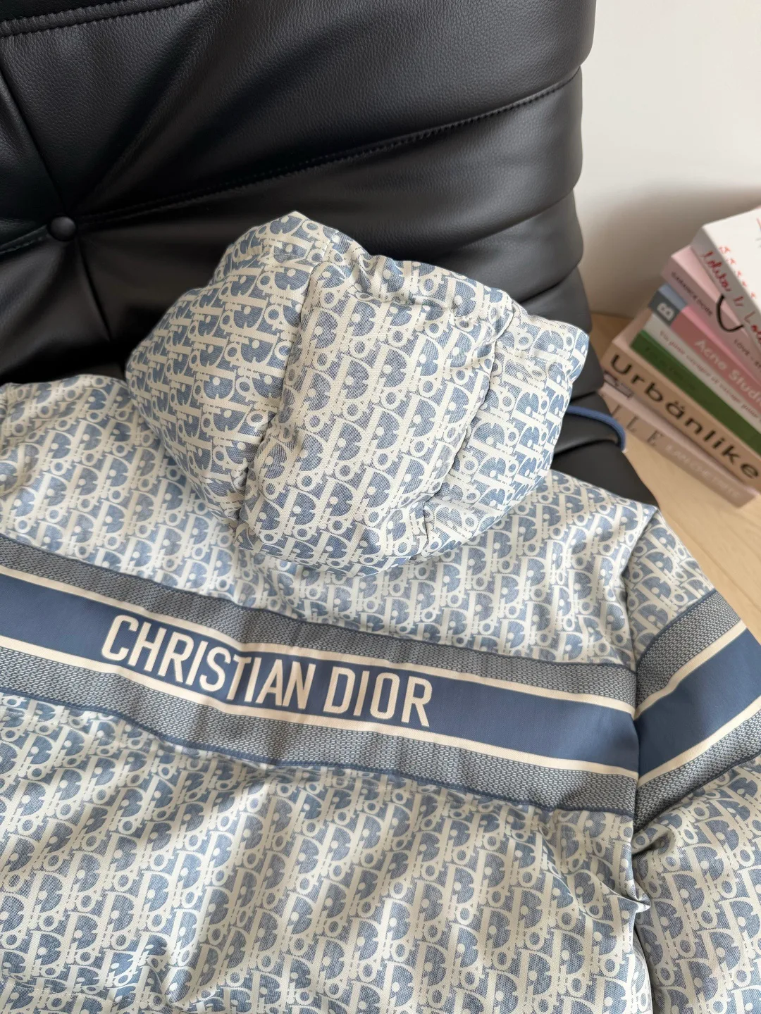 Куртки И Пуховики Женские Louis Vuitton 234301