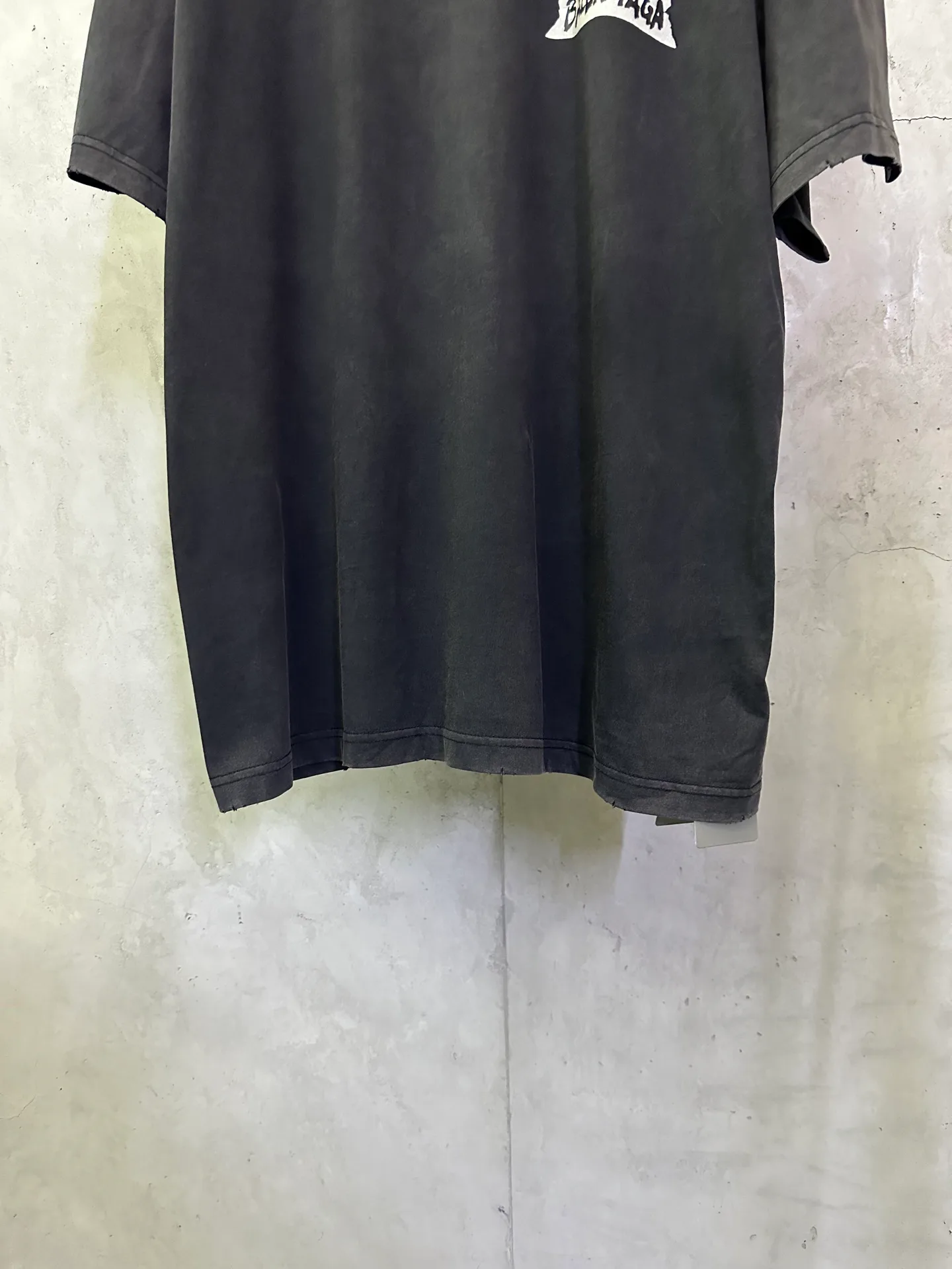 Футболки Женские Balenciaga 658390