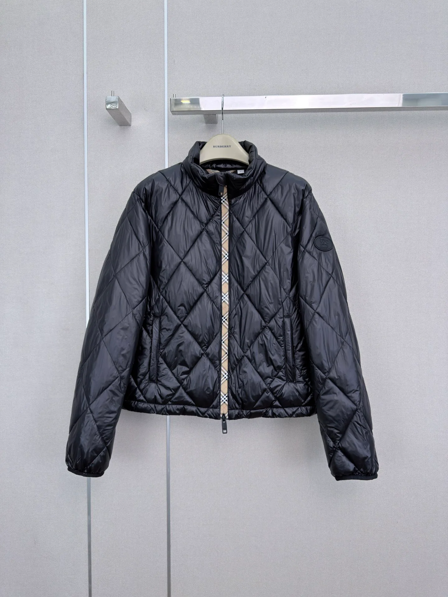 Куртки И Пуховики Женские Burberry 19324514