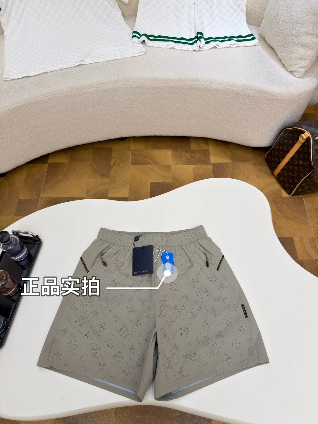 Шорты Мужские Louis Vuitton 17054888