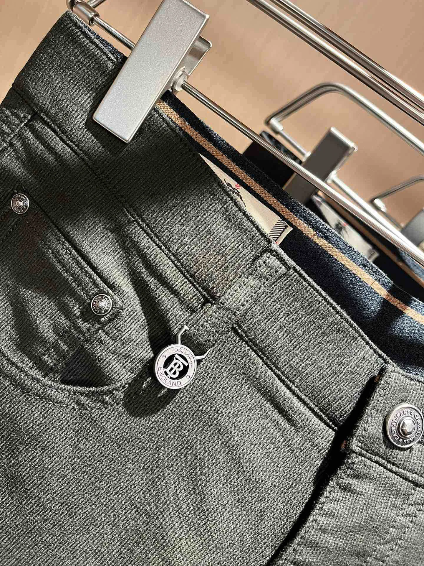 Джинсы Мужские Burberry 7121