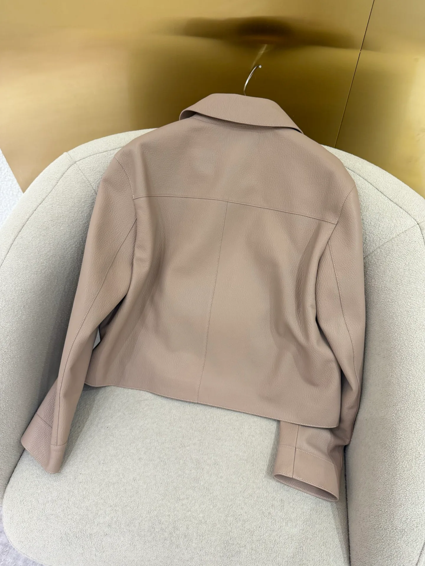 Кожаные Куртки И Дублёнки Женские Hermes 17802394