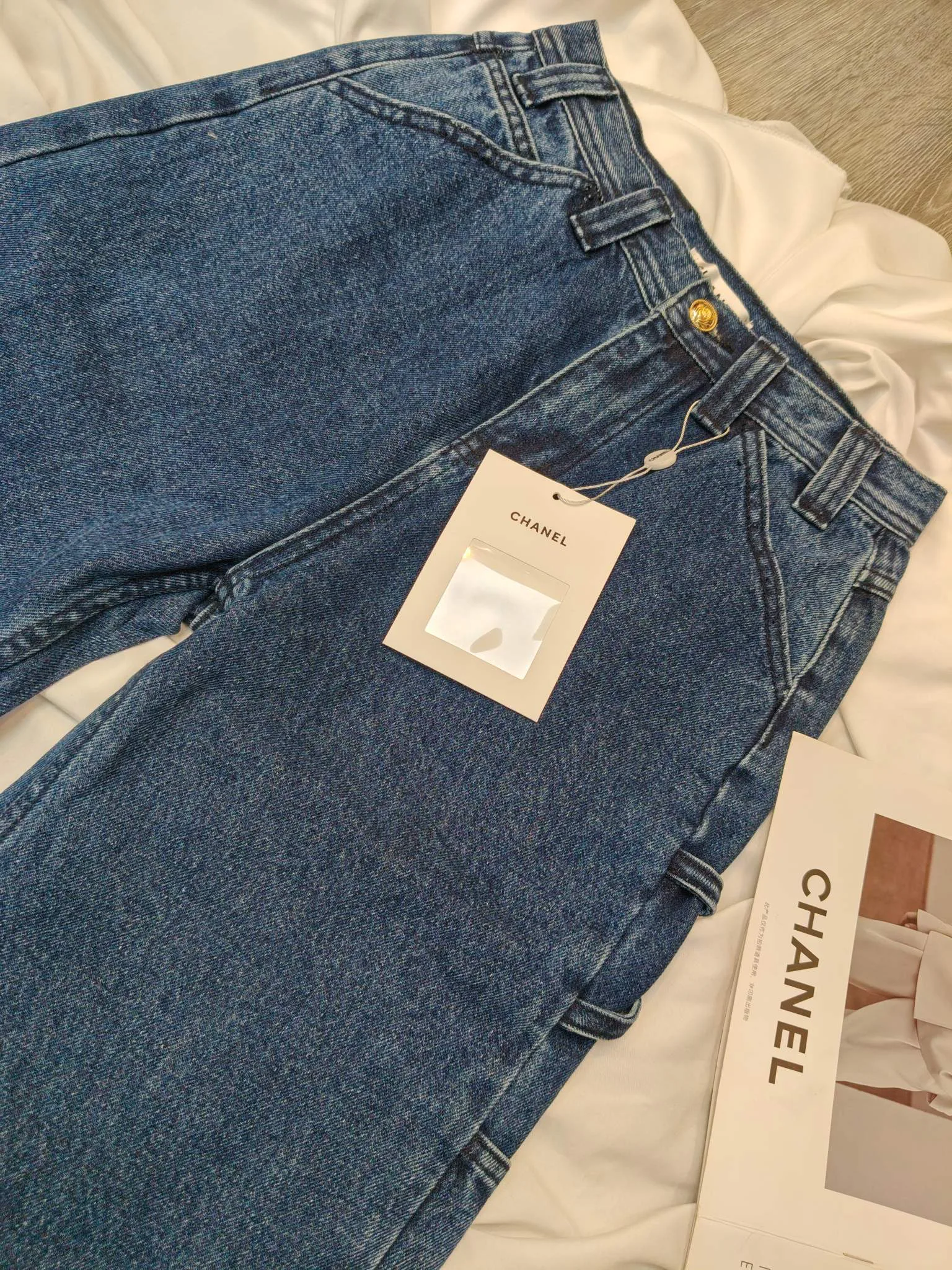 Джинсы Женские Chanel 18145694